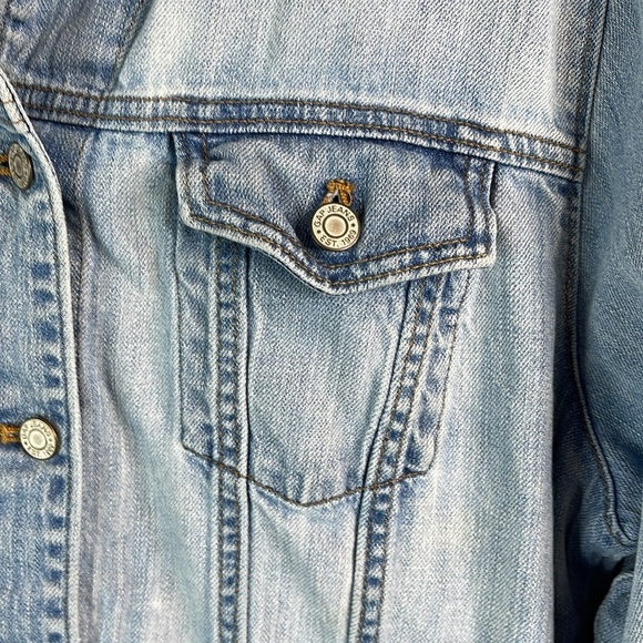 GAP Stretch Retro Jean Jacket Blue Light Wash Denim Flap Chest Pockets Size XL - Picture 4 of 12